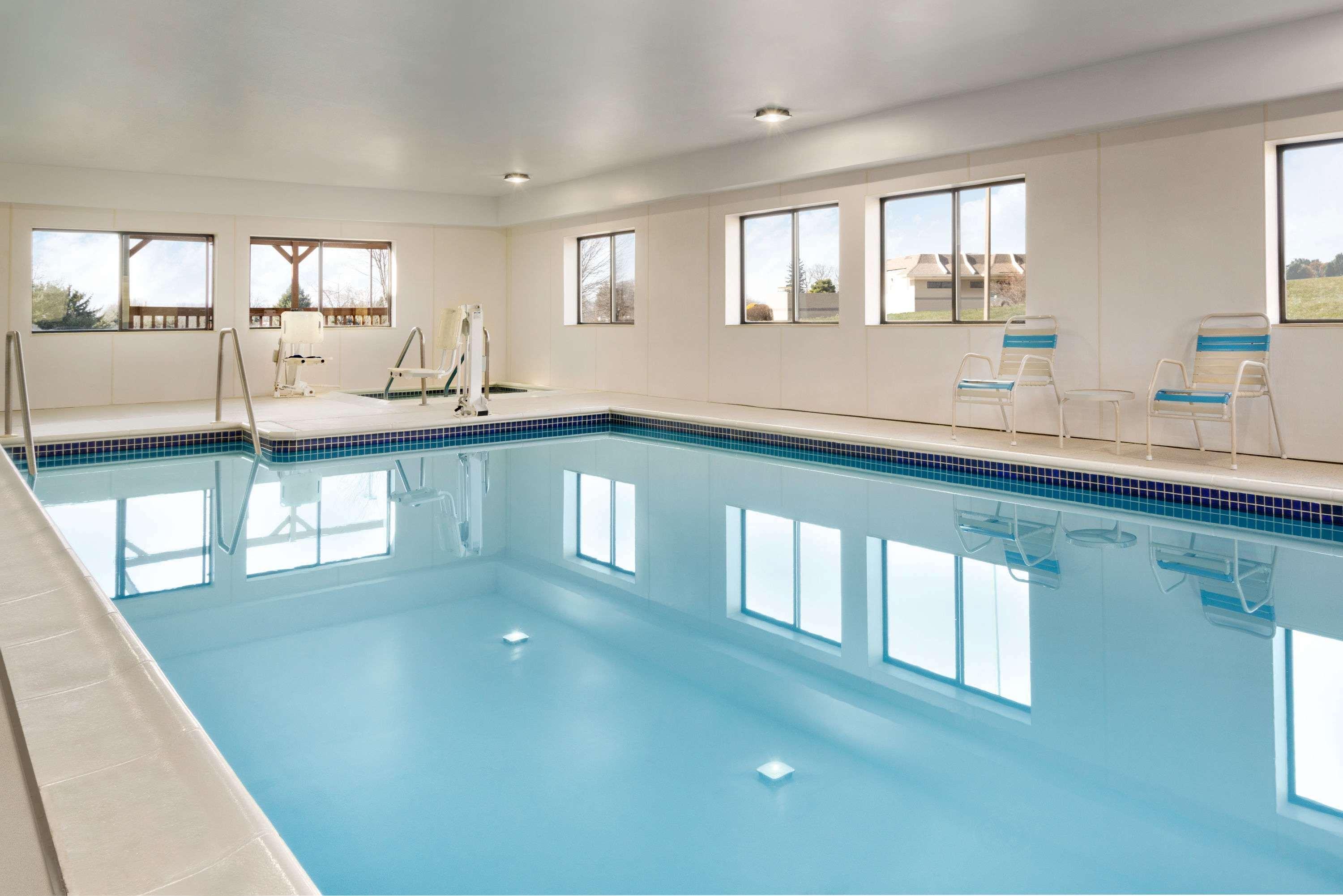 Готель Super 8 By Wyndham Chambersburg I-81 Екстер'єр фото