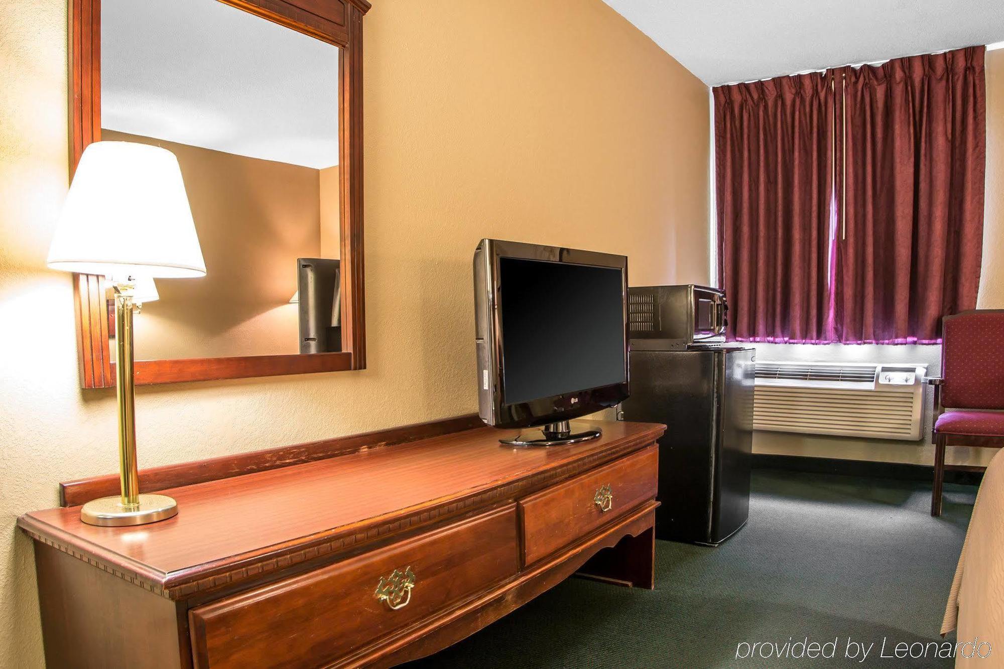 Готель Super 8 By Wyndham Chambersburg I-81 Екстер'єр фото